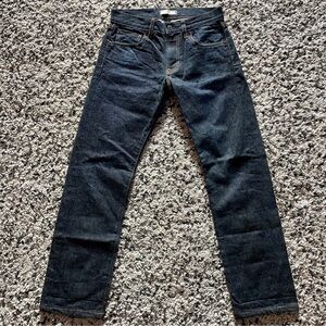 Uniqlo Jeans Slim Straight Fit Low Rise Dark Blue Wash Men’s Size 28